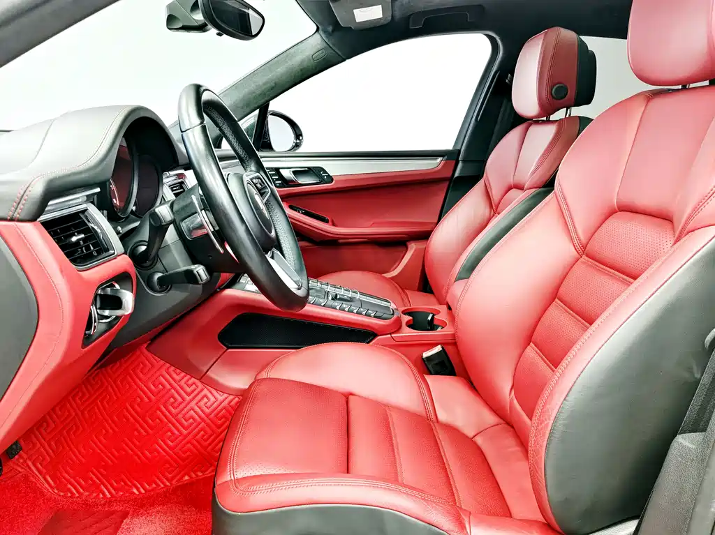 Porsche Macan — миниатюра 13