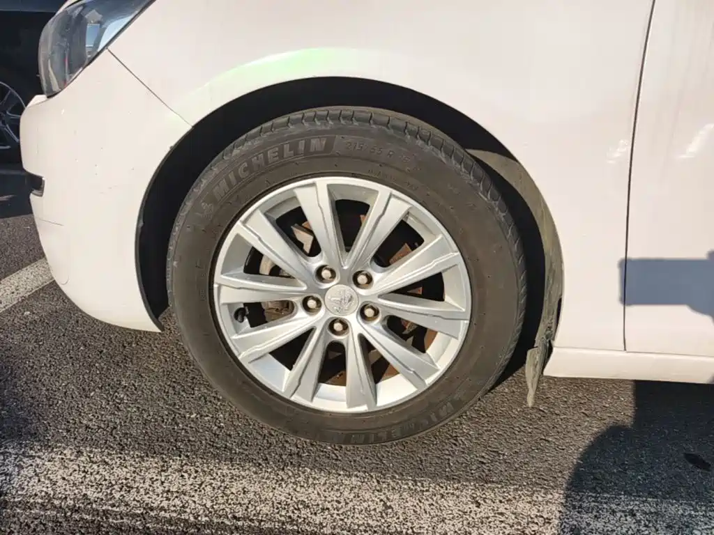 Peugeot 308S — миниатюра 23