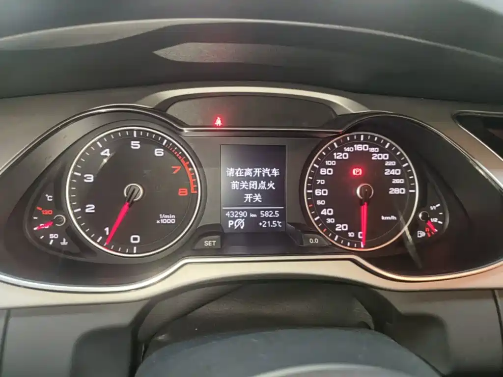 Audi A4L — миниатюра 12