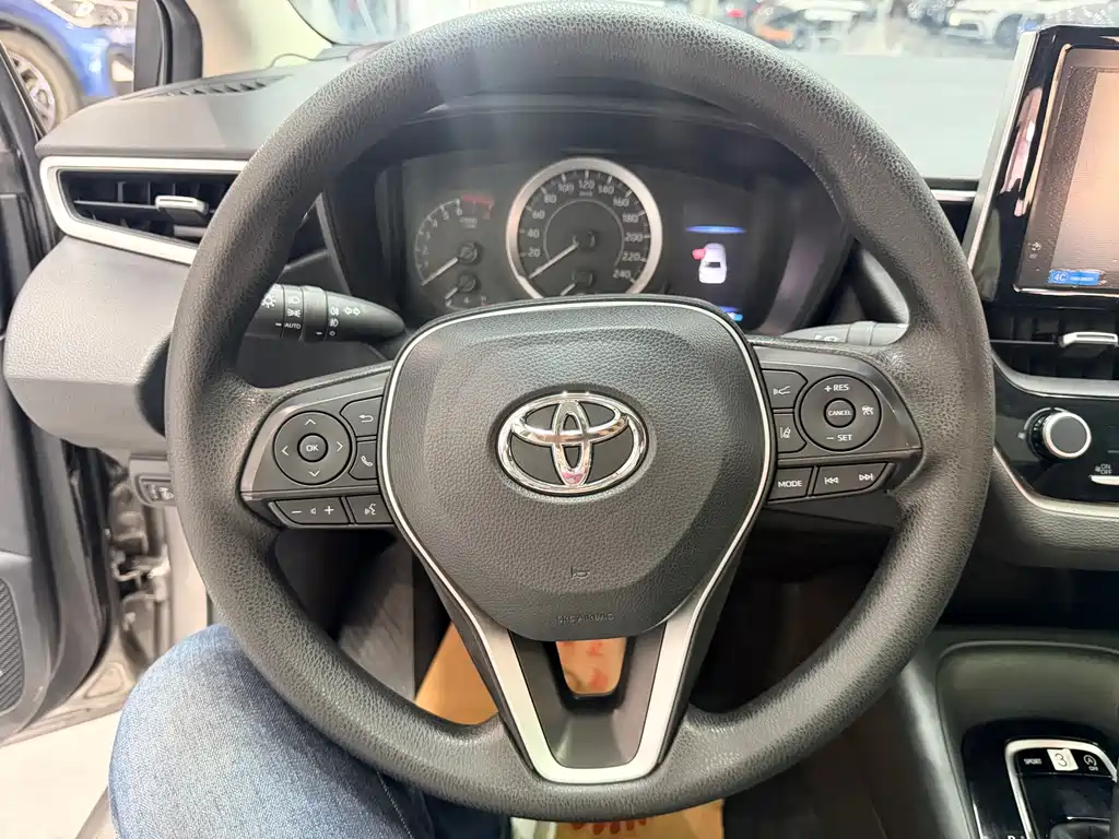 Toyota Corolla — миниатюра 14