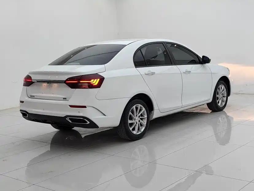 Geely Emgrand — миниатюра 4