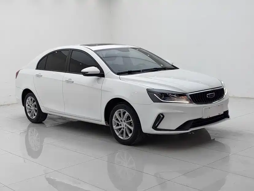 Geely Emgrand — миниатюра 6