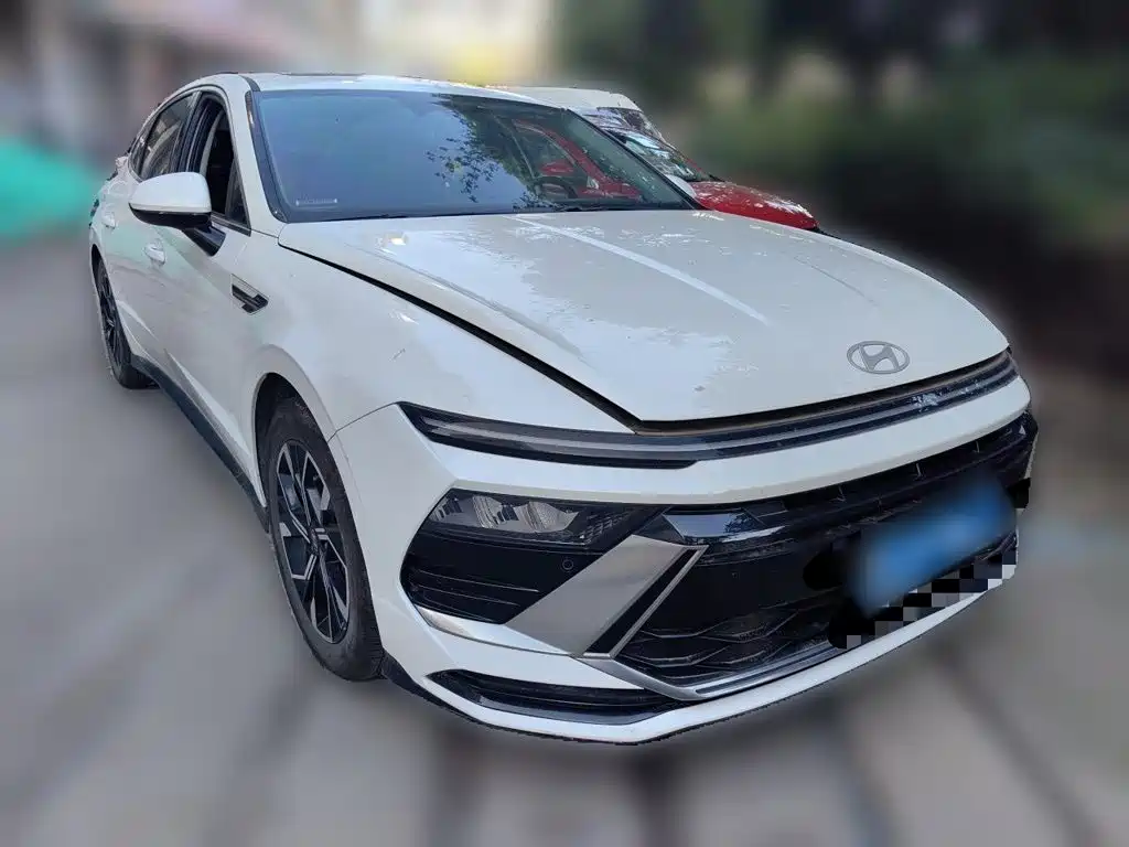 Hyundai Sonata — миниатюра 24