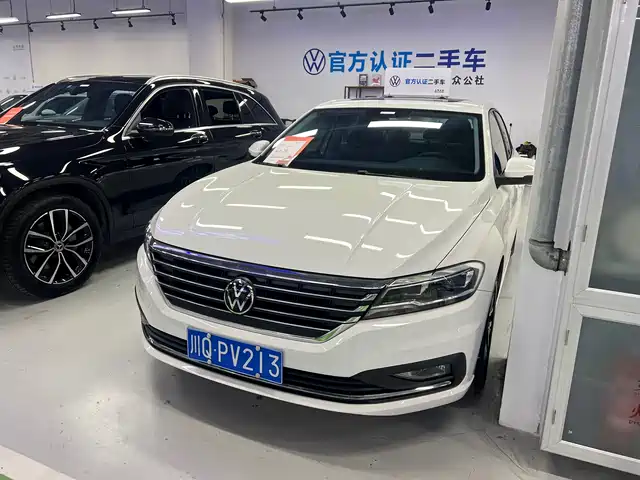 VOLKSWAGEN LAVIDA 2022