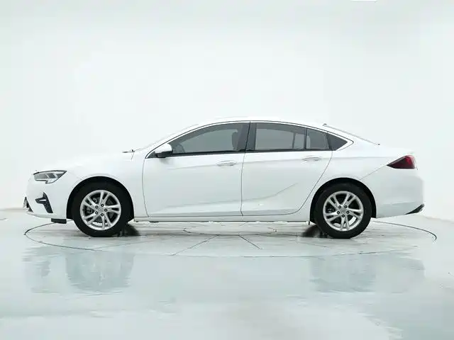 Buick Regal — миниатюра 5