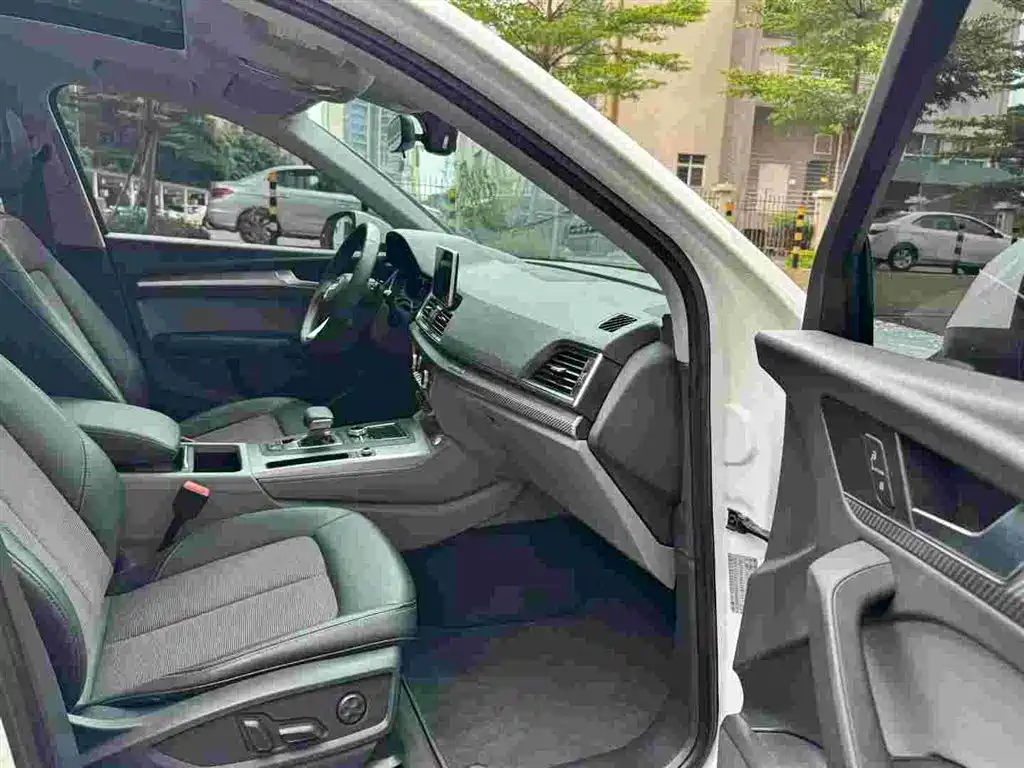 Audi Q5L — миниатюра 8