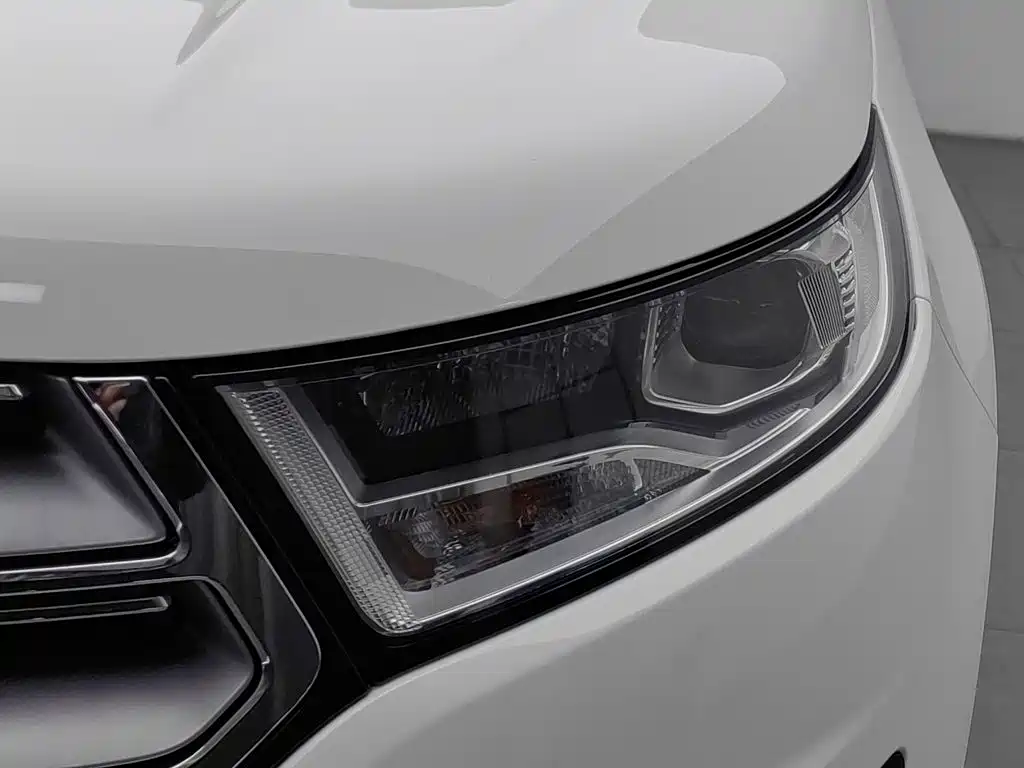 Ford Edge — миниатюра 7