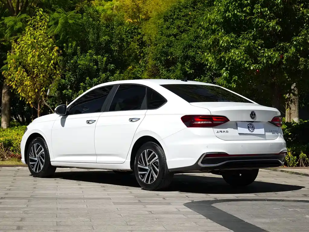 Volkswagen Lavida — миниатюра 13