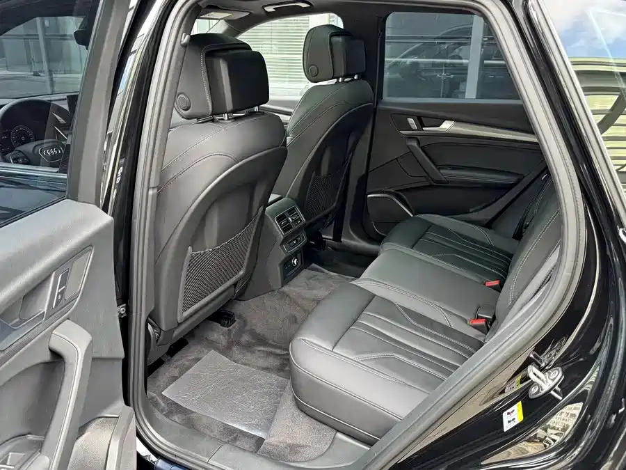 Audi Q5L — миниатюра 12