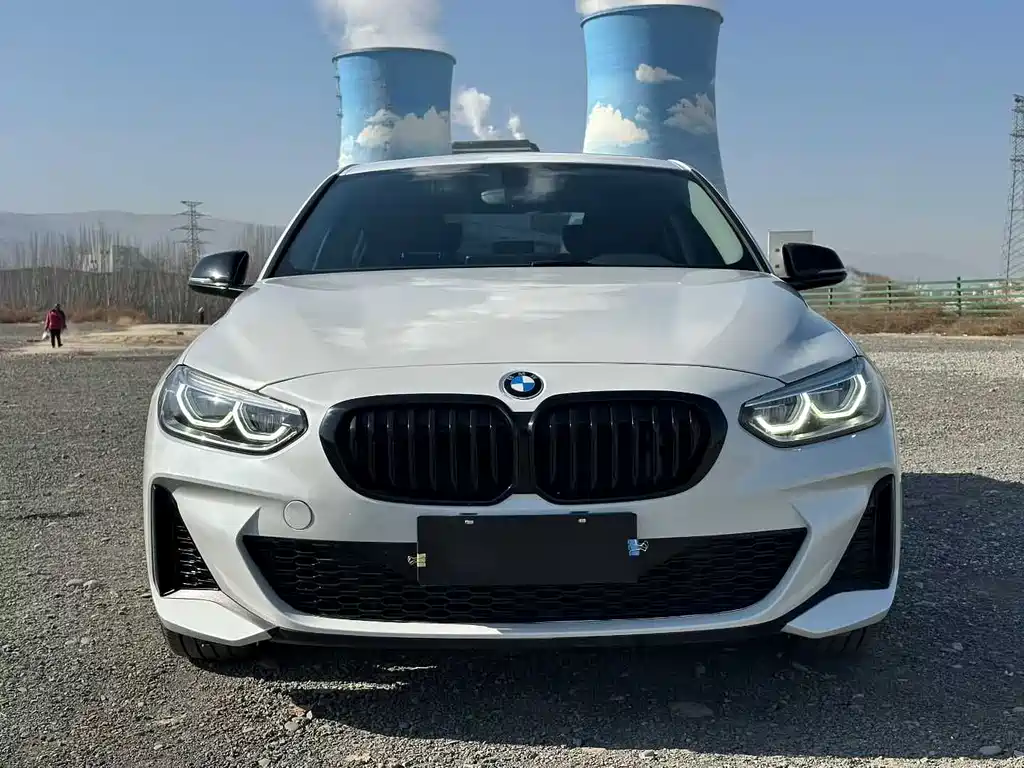 BMW 1 Series - фото 2