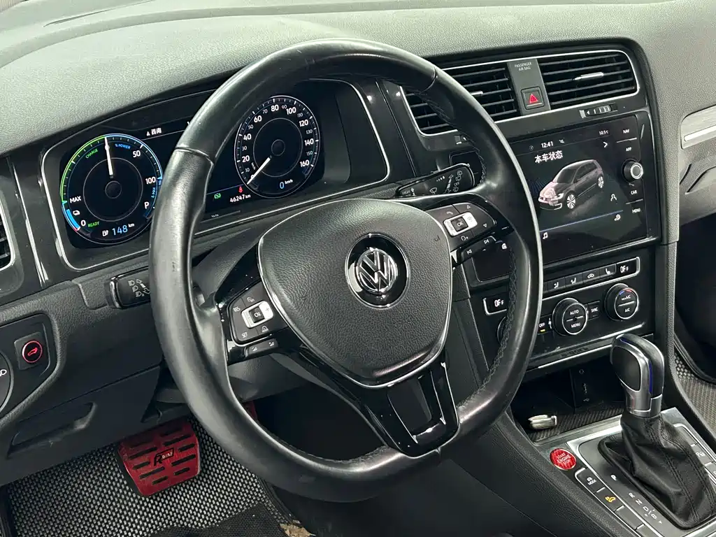 VOLKSWAGEN GOLF NEW ENERGY