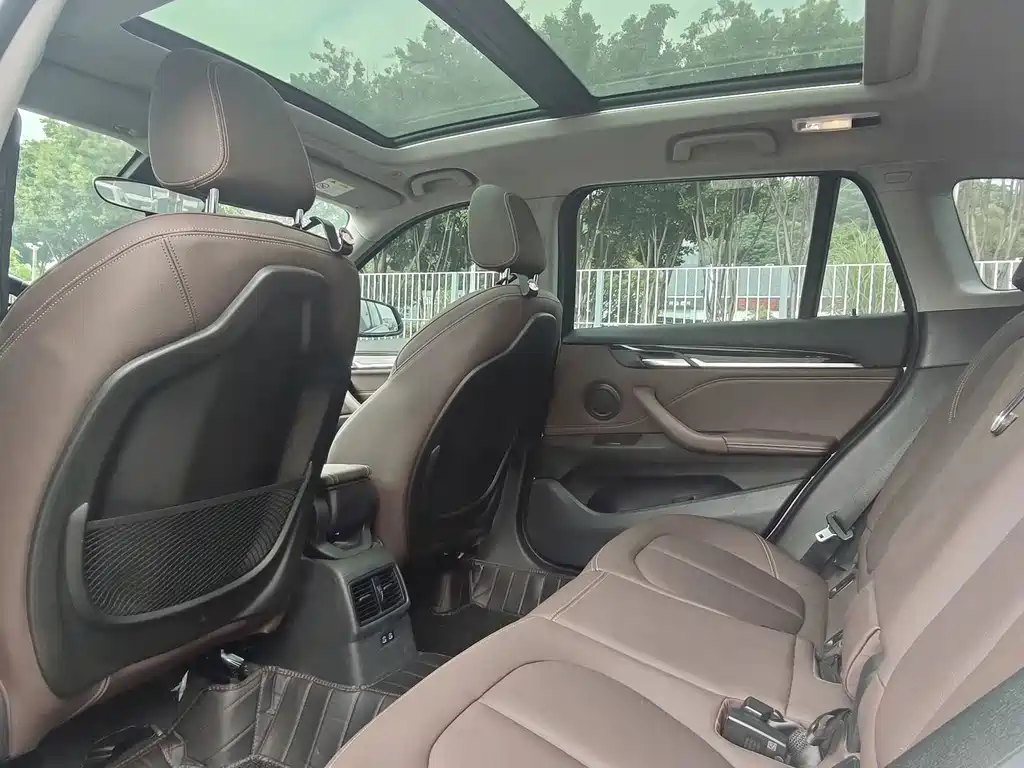 BMW X1 — миниатюра 15