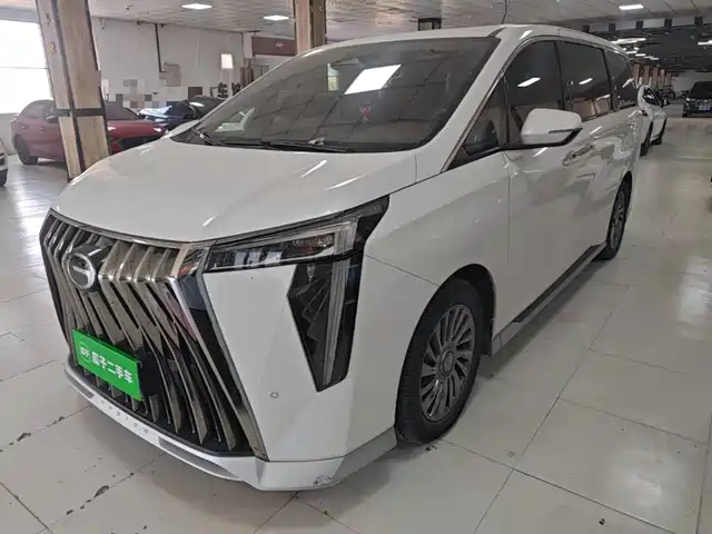 GAC Trumpchi M8