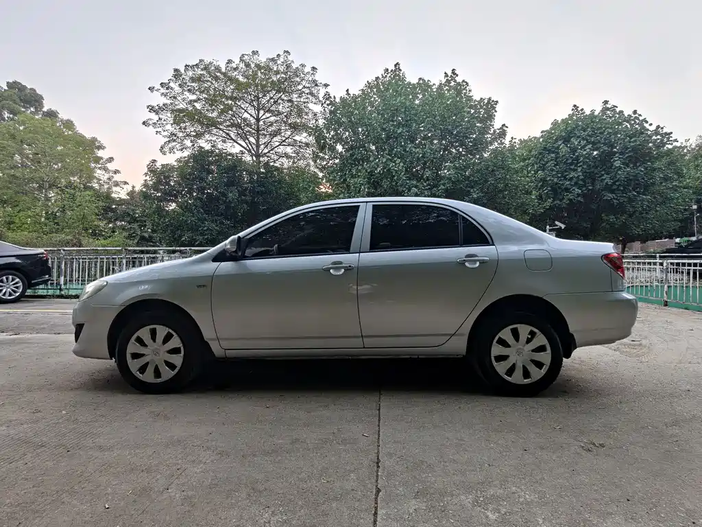 Toyota Corolla — миниатюра 5