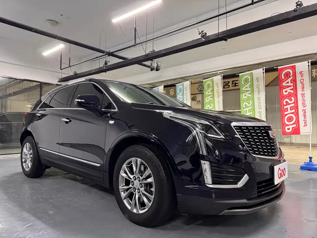 CADILLAC XT5