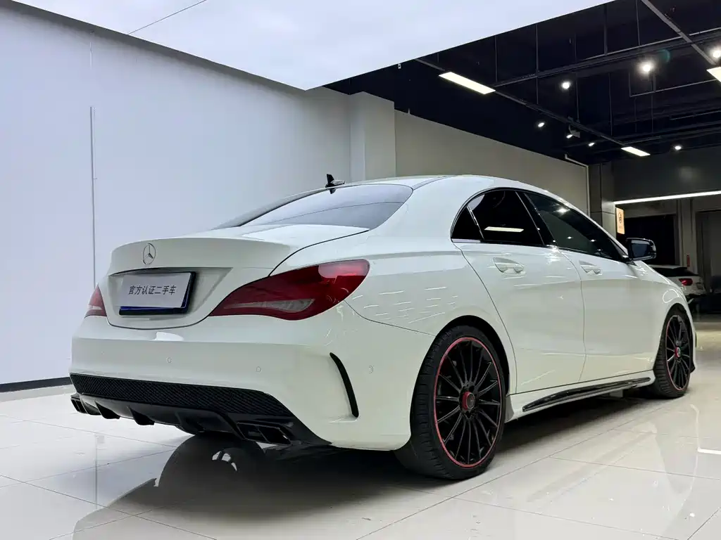 Mercedes-Benz CLA AMG — миниатюра 9