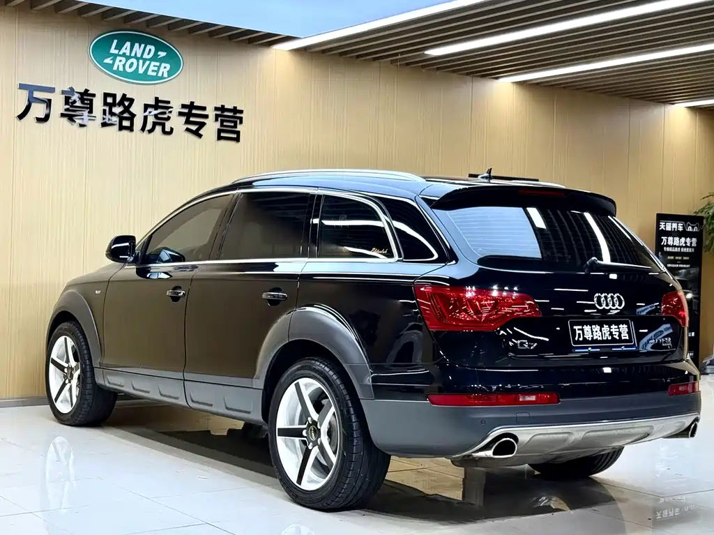 Audi Q7 — миниатюра 21