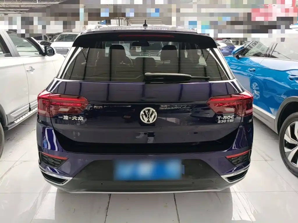 Volkswagen T-Roc - фото 6