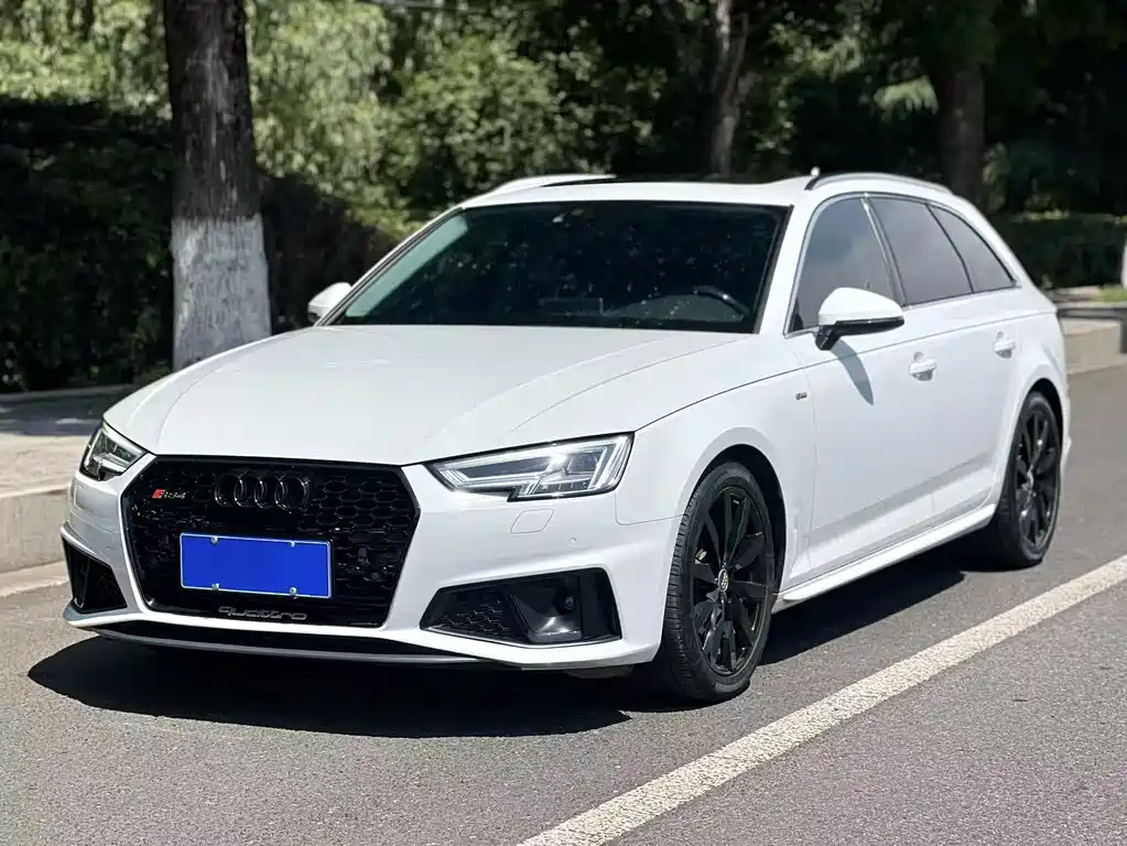 Купить Audi A4 (Import)
