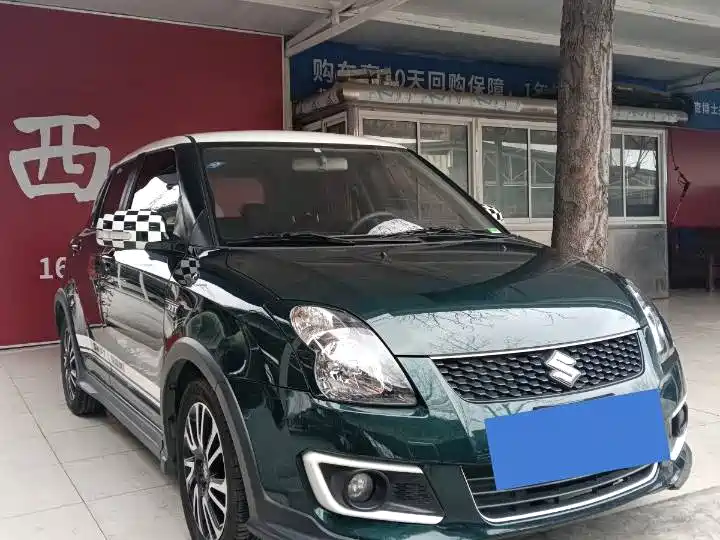 SUZUKI SWIFT