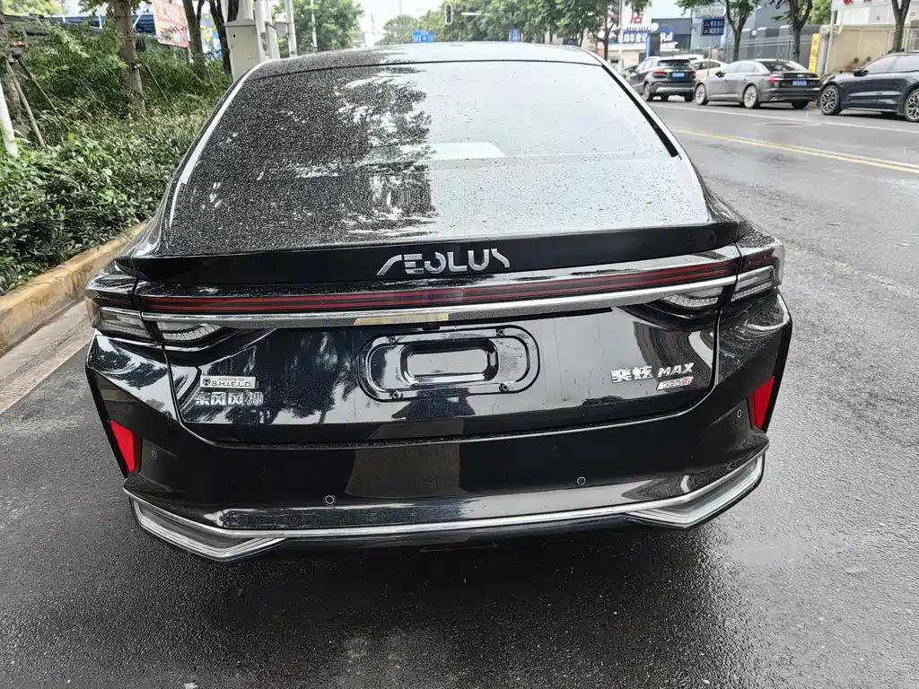 Dongfeng Aeolus Yixuan Max MAX 2021 1.5T