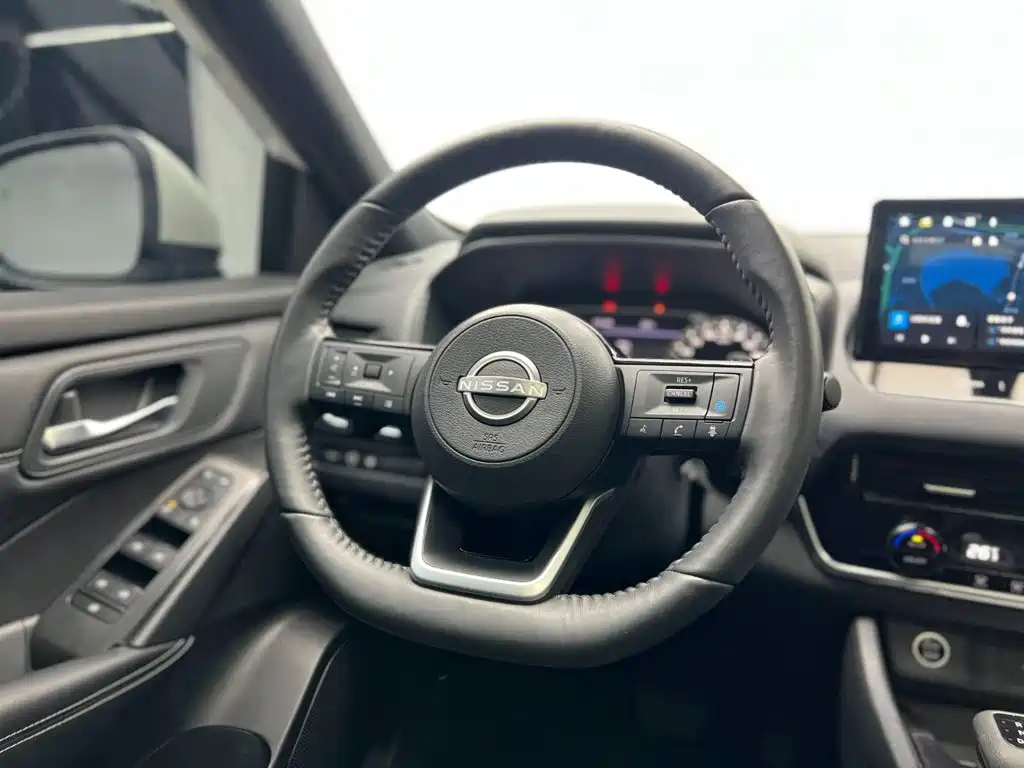 Nissan Qashqai — миниатюра 21