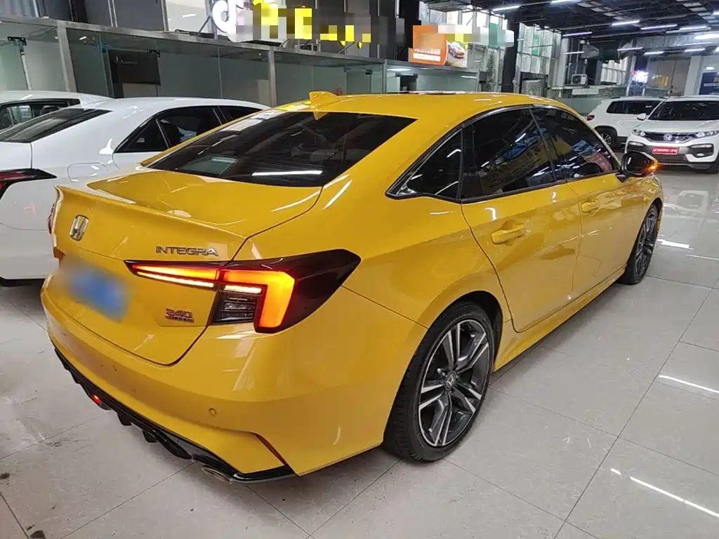Honda Integra — миниатюра 7