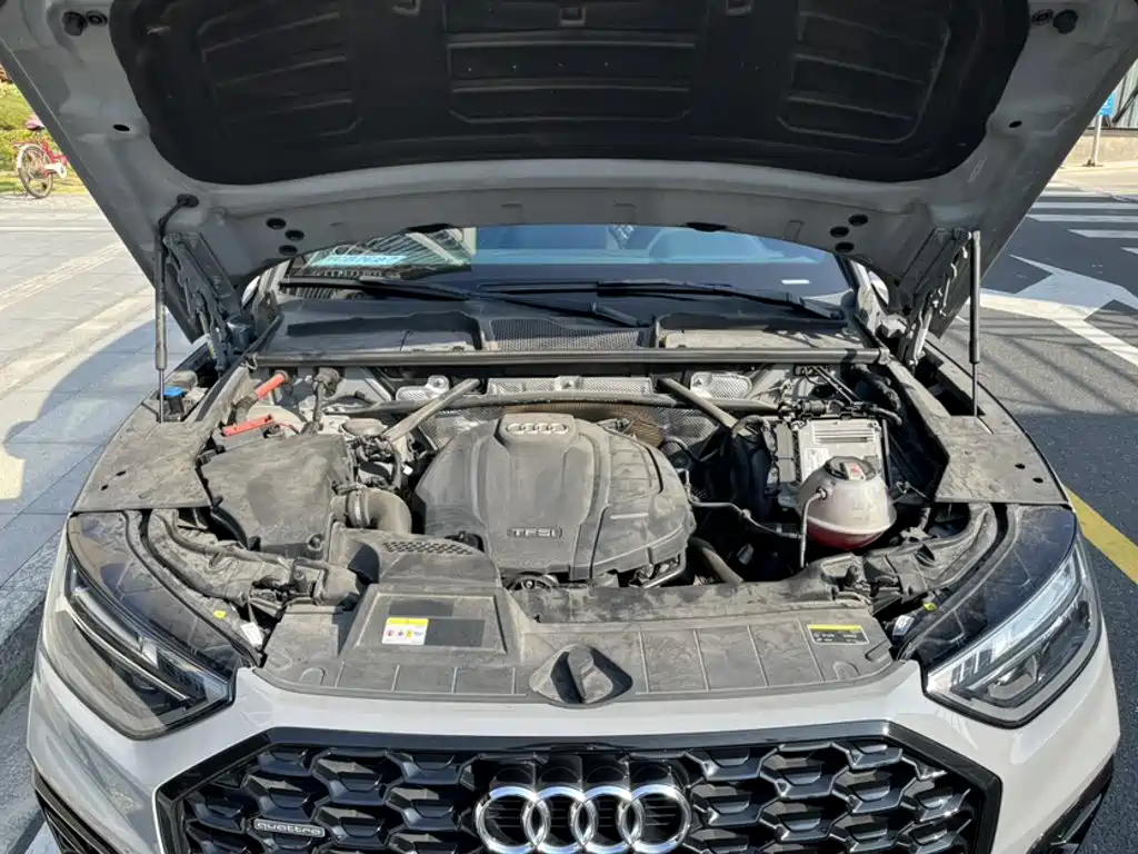 Audi Q5L Sportback — миниатюра 4