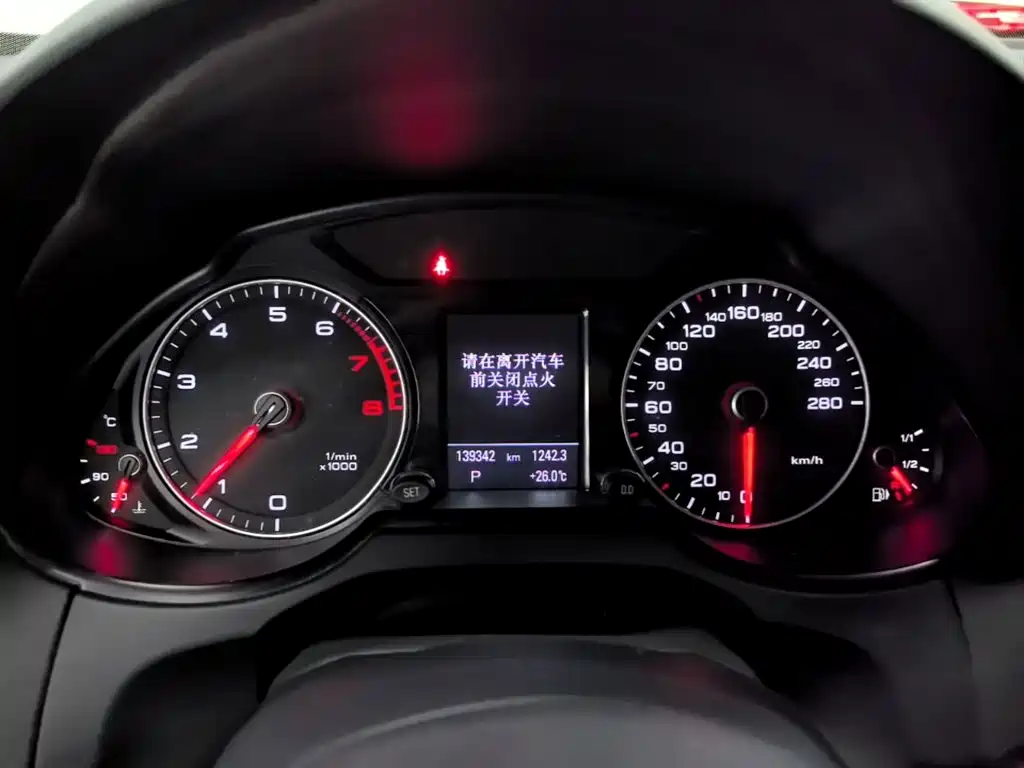 Audi Q5 — миниатюра 12
