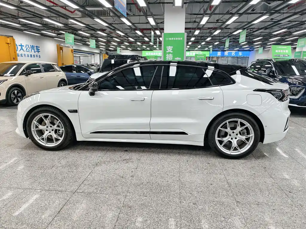 ZEEKR EXTREME KRYPTON 001