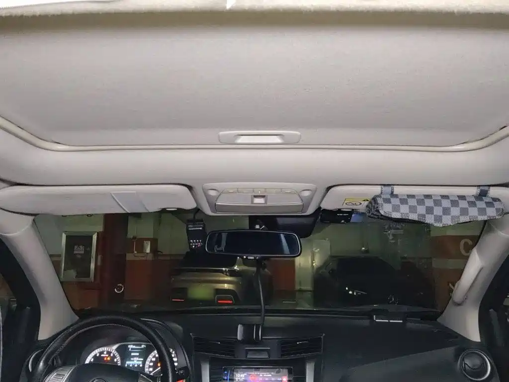 Nissan Terra — миниатюра 19