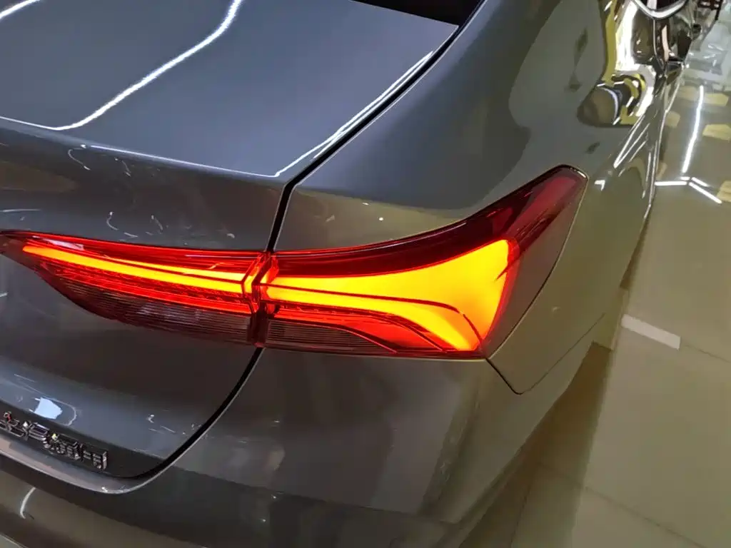 Buick Verano — миниатюра 8