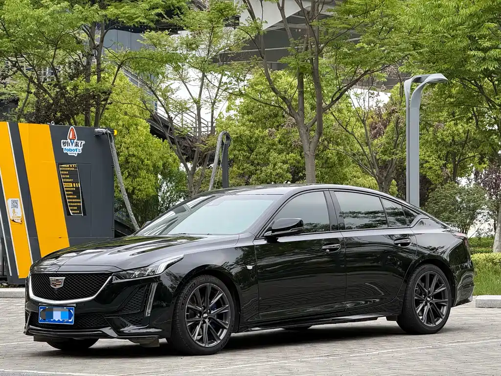 Купить Cadillac CT5