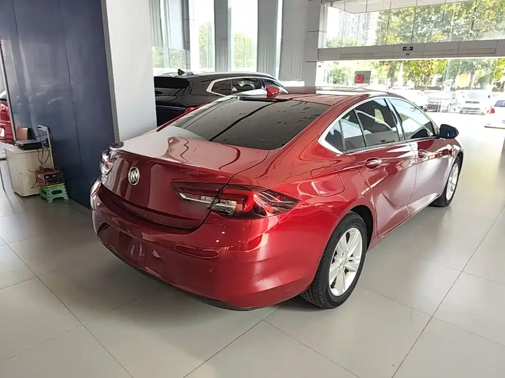 Buick Regal — миниатюра 7