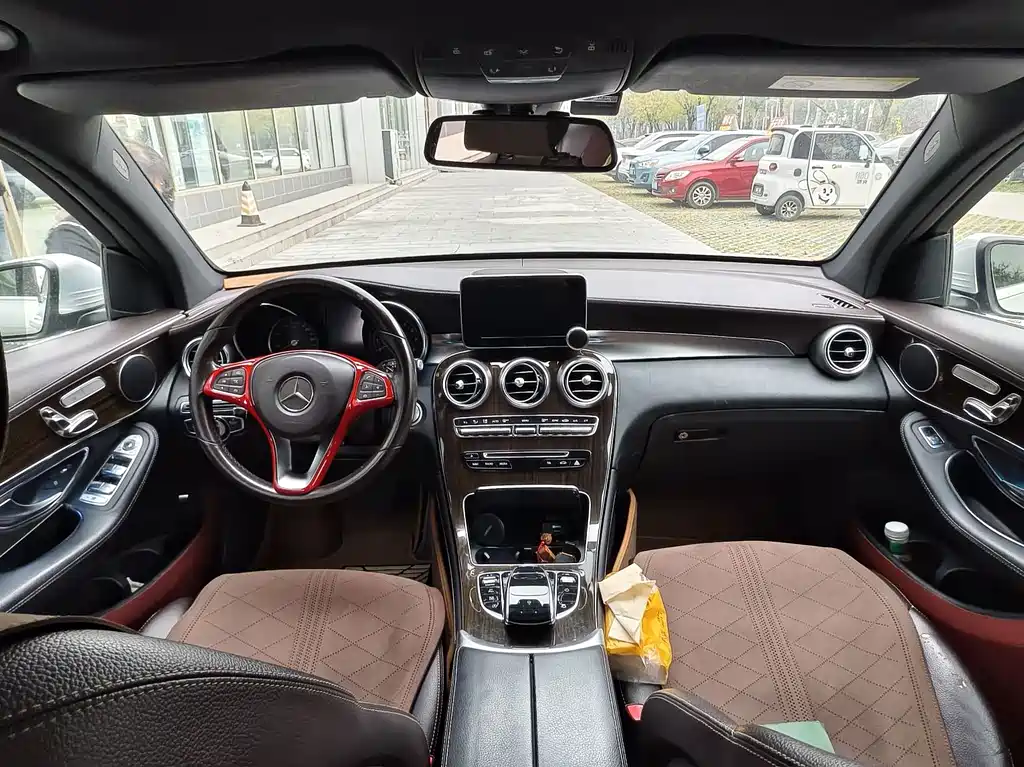 Mercedes-Benz GLC — миниатюра 9