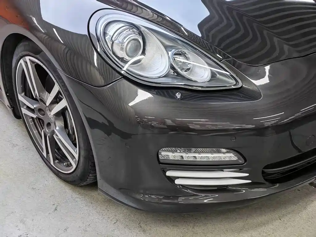 Porsche Panamera 2010 Panamera 4 3.6L