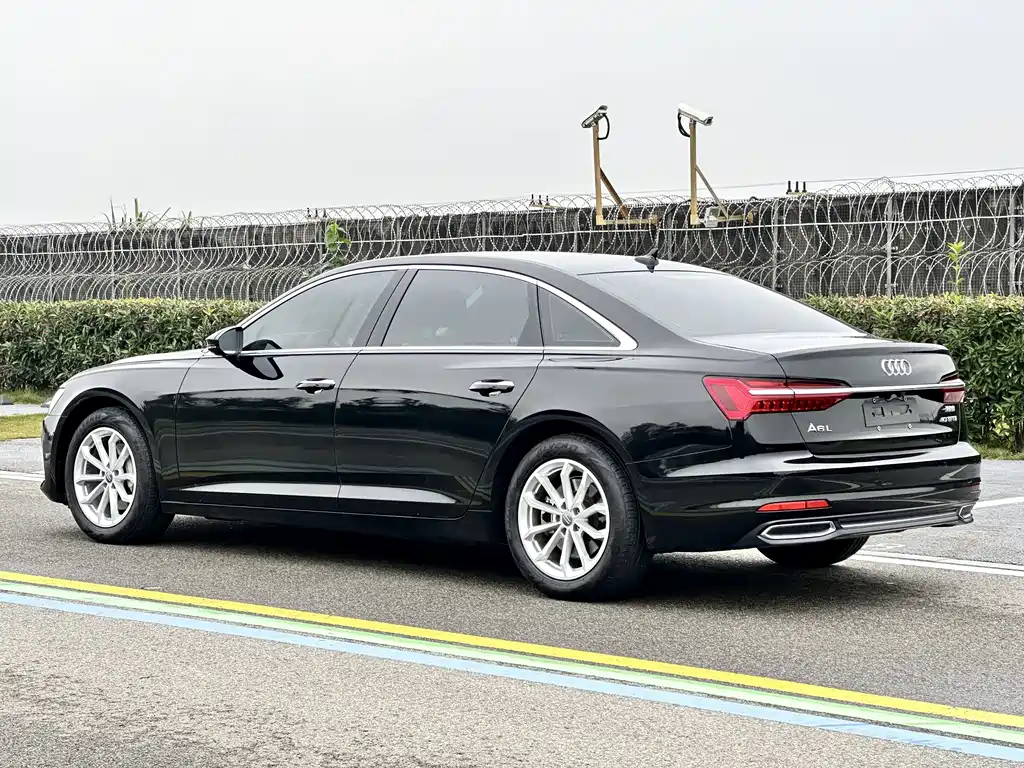 Audi A6L 2019 40 TFSI Luxury
