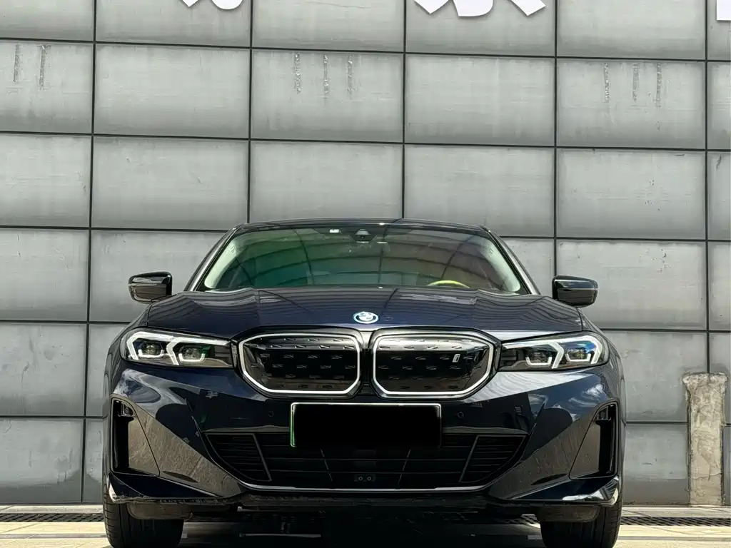 BMW i3 2024 eDrive 40 L