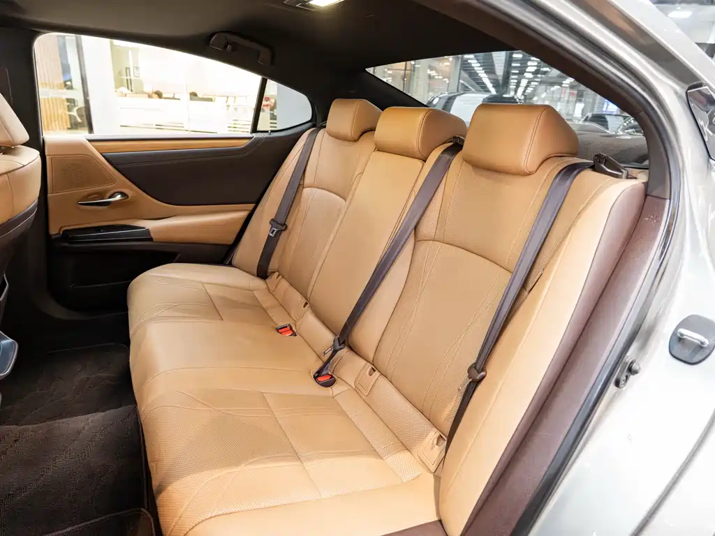 Lexus ES — фотографии объявления, Фото 12