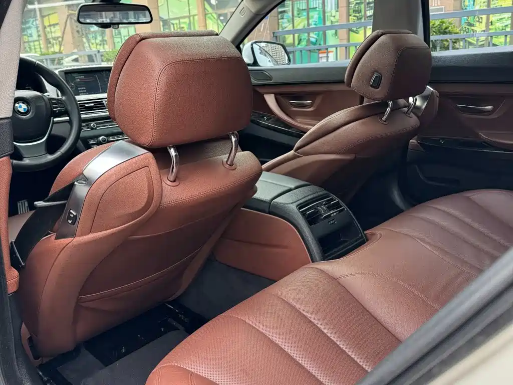 BMW 6 Series — миниатюра 20