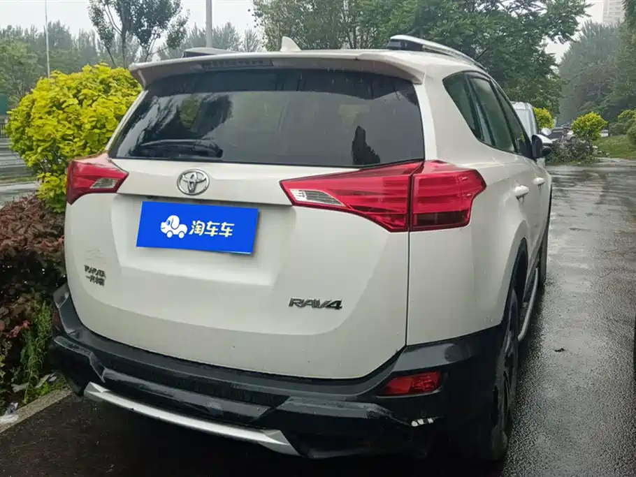 Toyota RAV4 2015 2.0L CVT