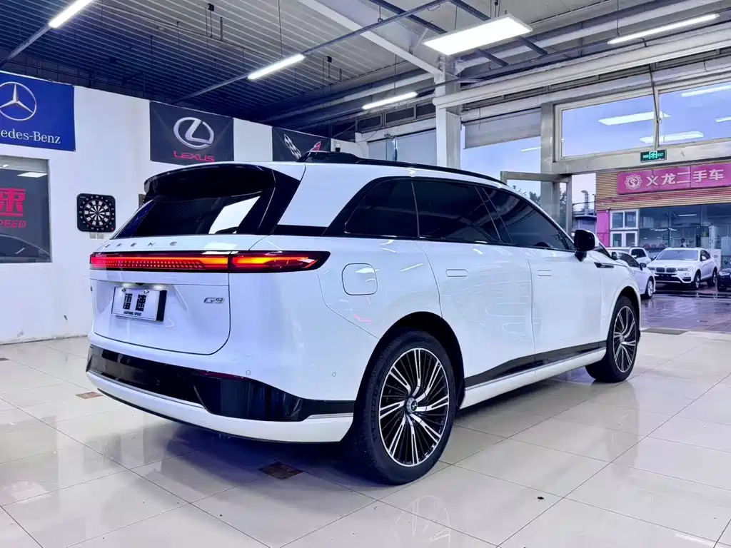 XPeng G9 — миниатюра 20