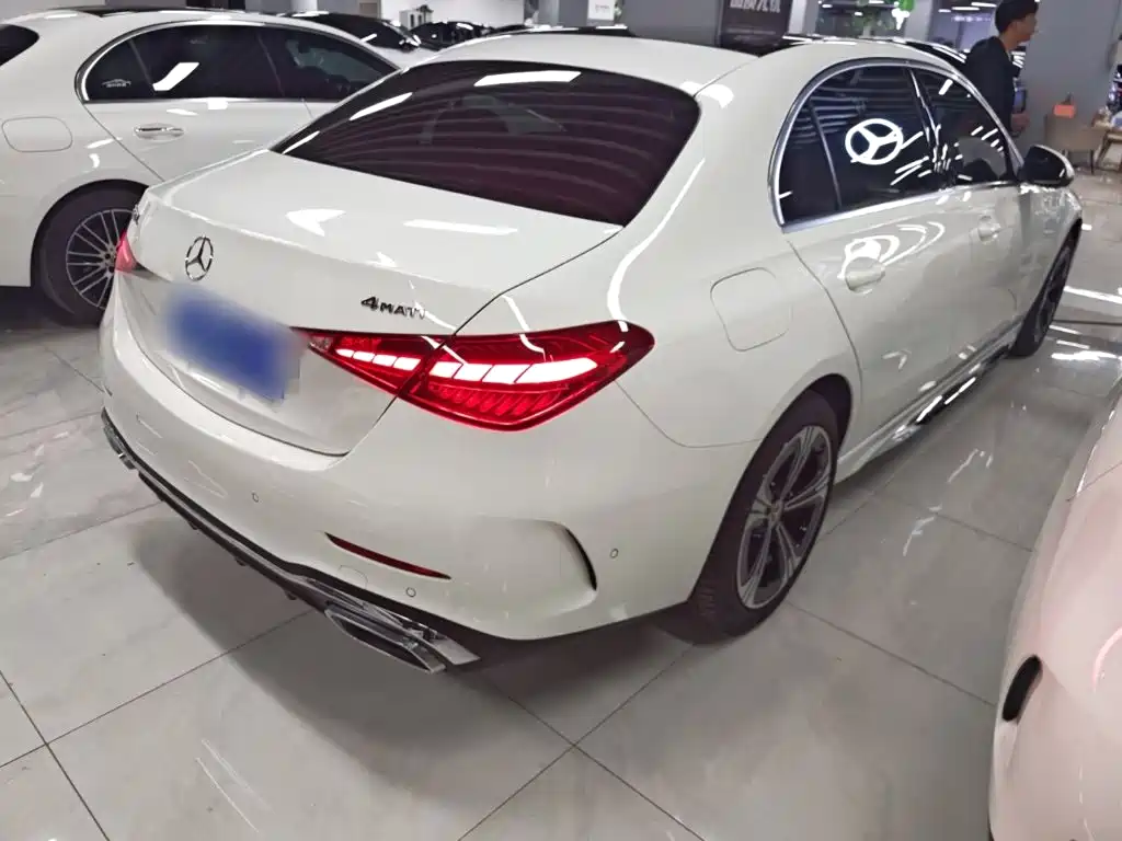 Mercedes-Benz C-Class — миниатюра 4