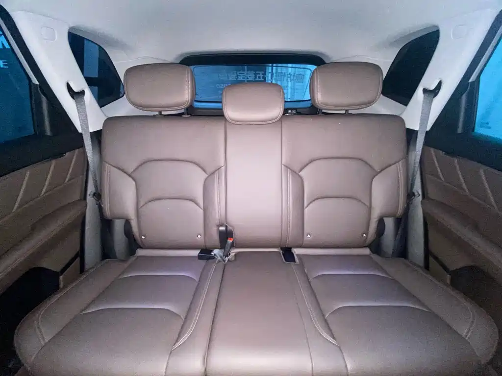 Wuling Xingguang 560 New Energy — миниатюра 15