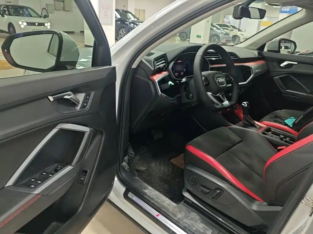 Audi Q3 — миниатюра 16