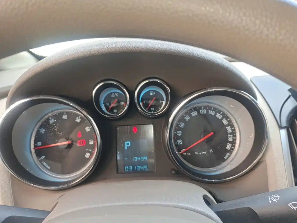 Buick Excelle — миниатюра 12