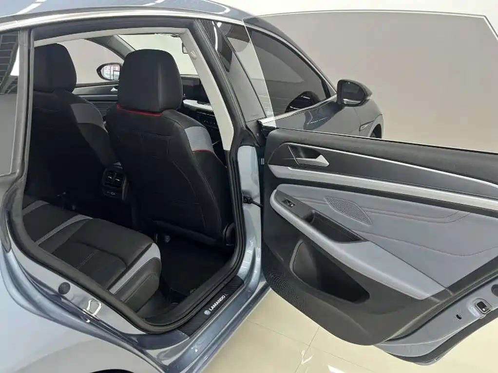 Volkswagen Lamando — миниатюра 11