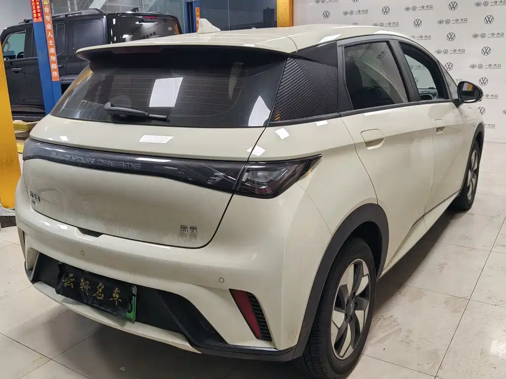 BYD Dolphin — миниатюра 6