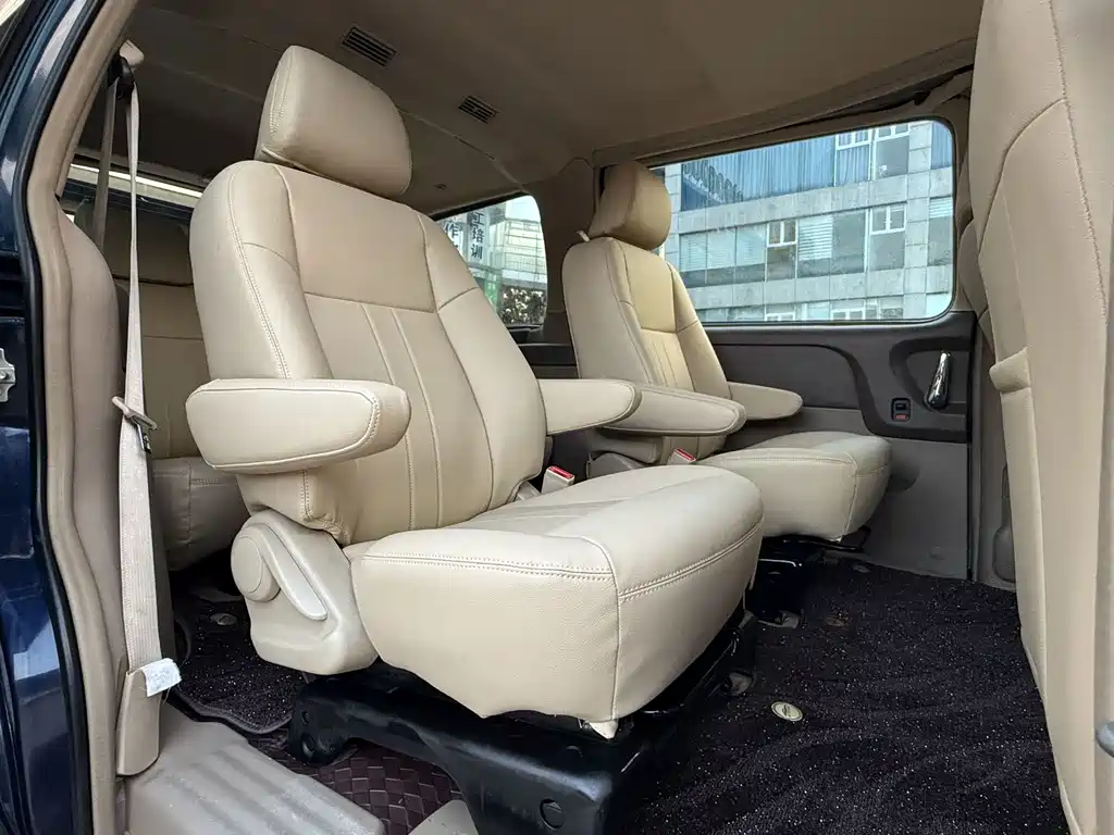 Buick GL8 — миниатюра 14