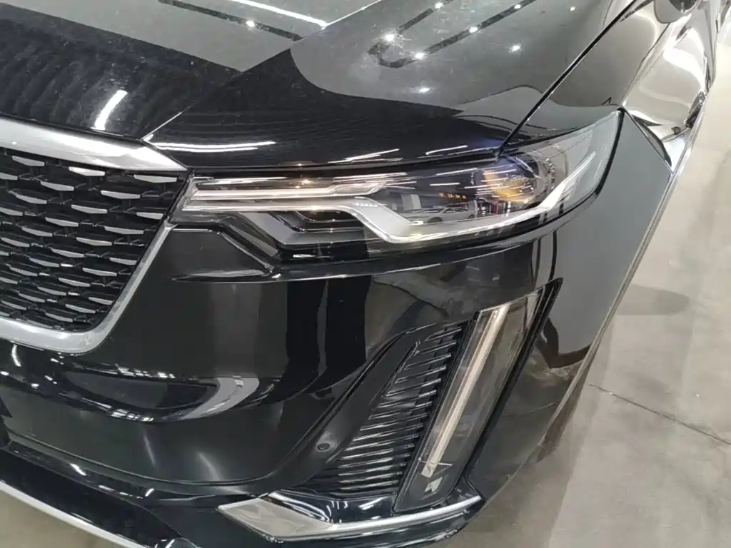 Cadillac XT6 — миниатюра 24